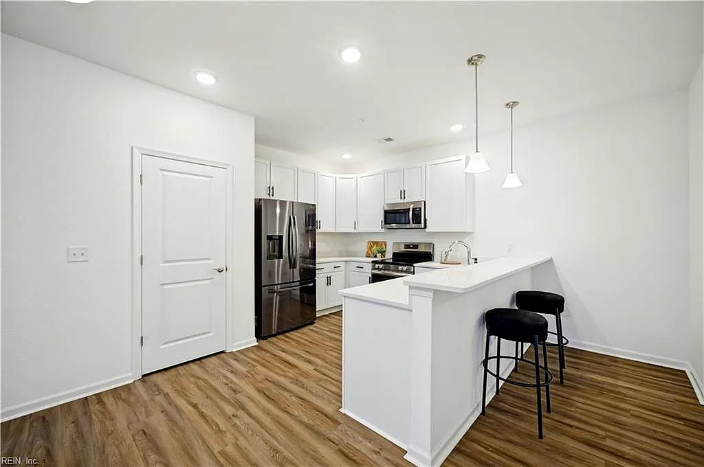 1728 Vankar DR #104, VIRGINIA BEACH VA 23456