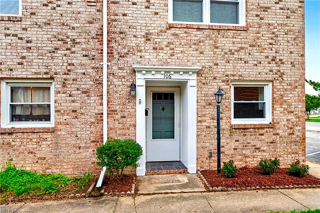409 25th ST #106, VIRGINIA BEACH VA 23451