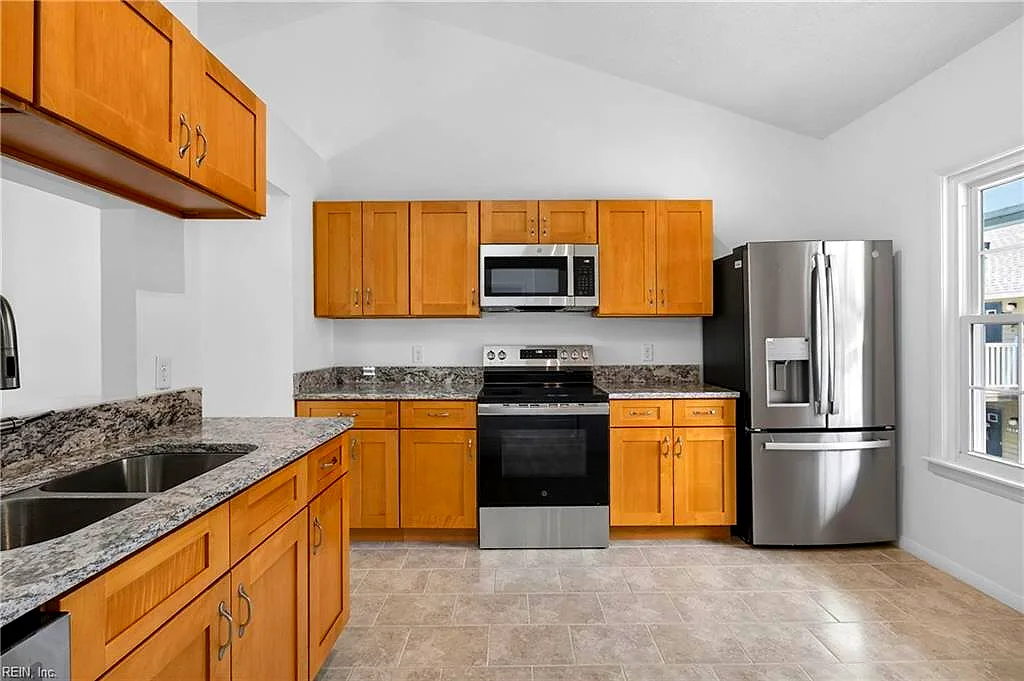 1323 Destination LN, VIRGINIA BEACH VA 23454