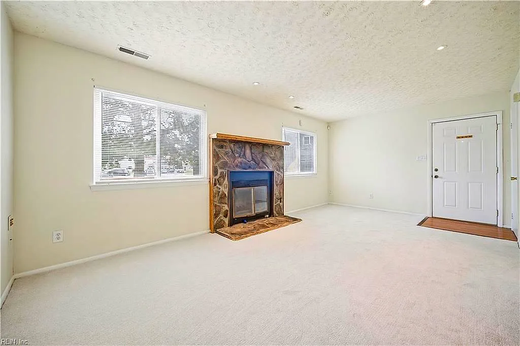 1331 Sierra Dr, Virginia Beach — photo