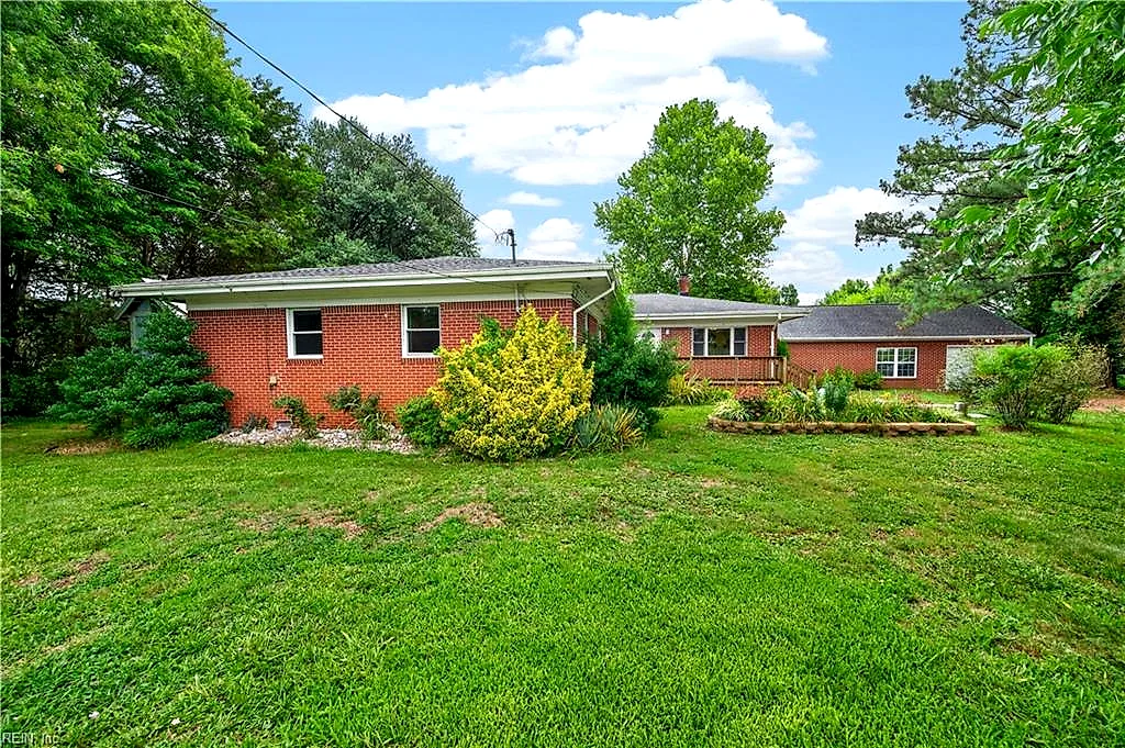 905 Shillelagh RD, CHESAPEAKE VA 23323