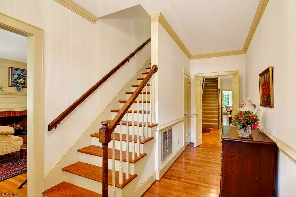 1103 Pine Valley Dr, Suffolk — photo