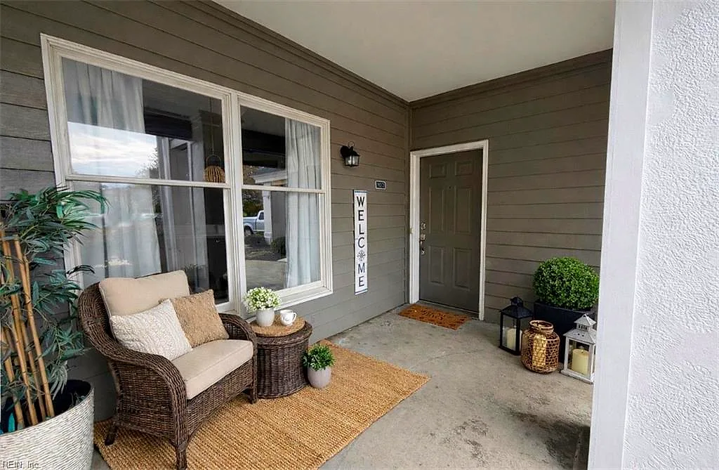 1031 High Dunes Quay ##103, Hampton — photo