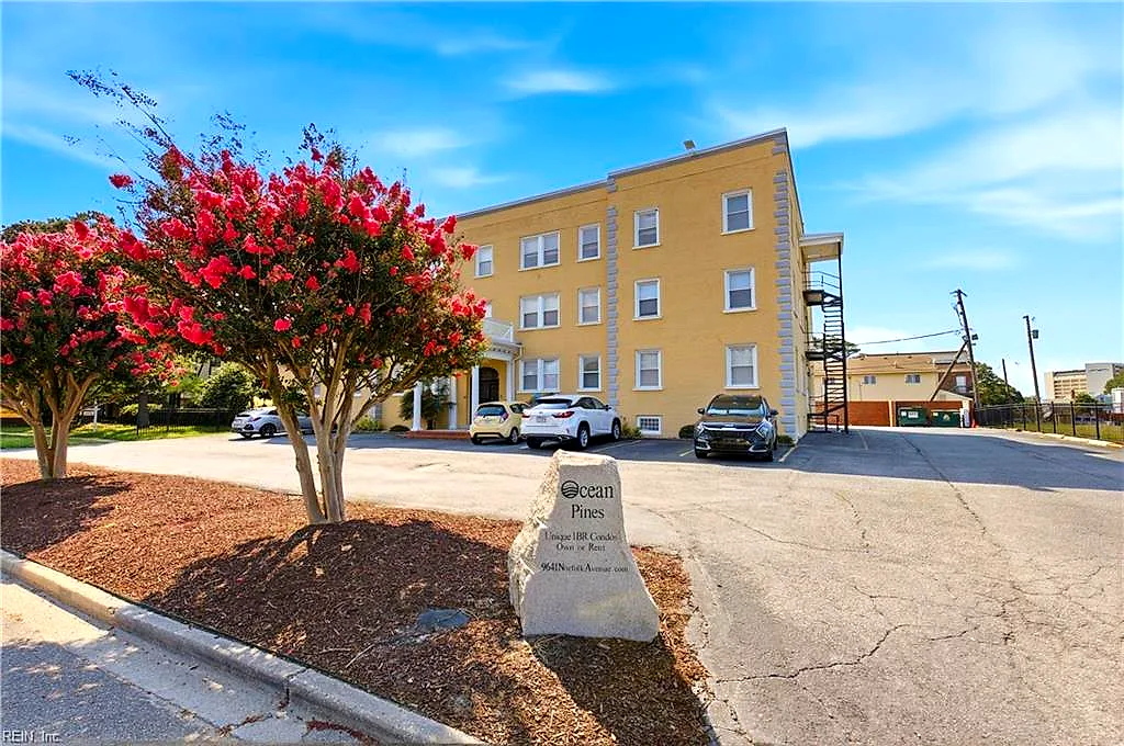 9641 Norfolk AVE #102, NORFOLK VA 23503