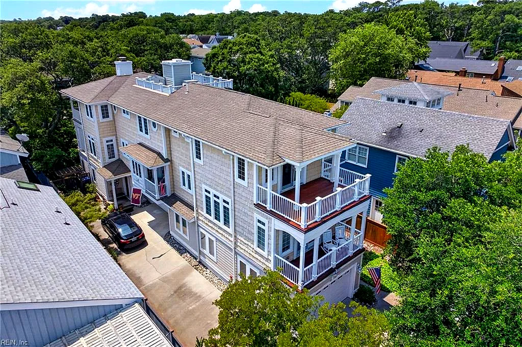 208 77th ST #A, VIRGINIA BEACH VA 23451