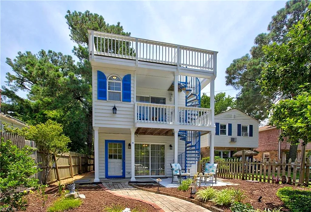 207 89th ST, VIRGINIA BEACH VA 23451