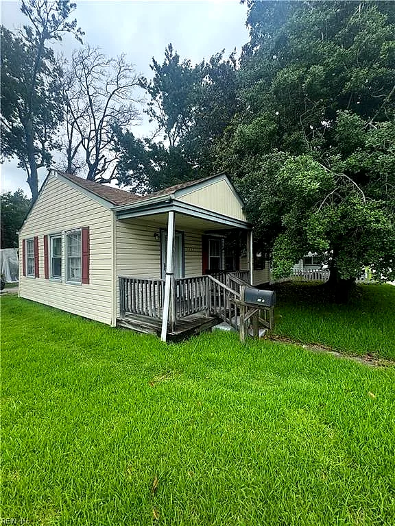 1432 Victory BLVD, PORTSMOUTH VA 23702