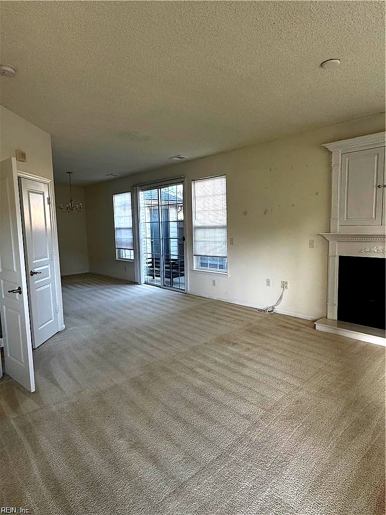 2037 Smallbrooke Ct, Virginia Beach — photo
