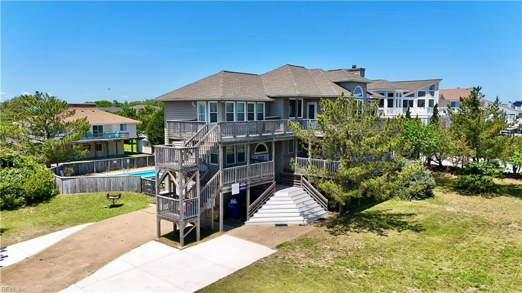 2349 Sandfiddler RD, VIRGINIA BEACH VA 23456
