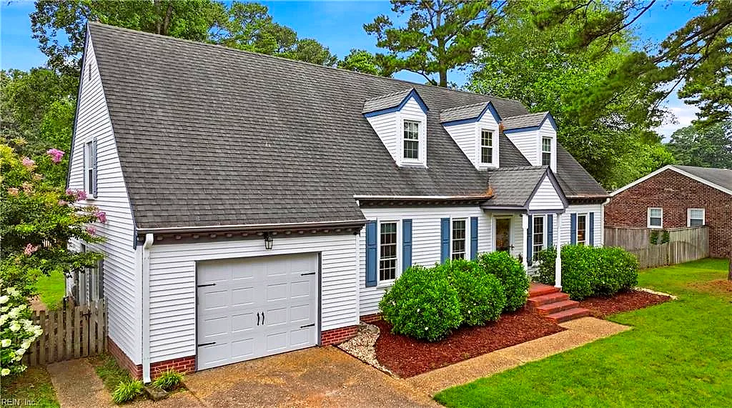 424 Pines Of Warrick DR, CHESAPEAKE VA 23322