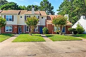 668 Hollomon DR, HAMPTON VA 23666