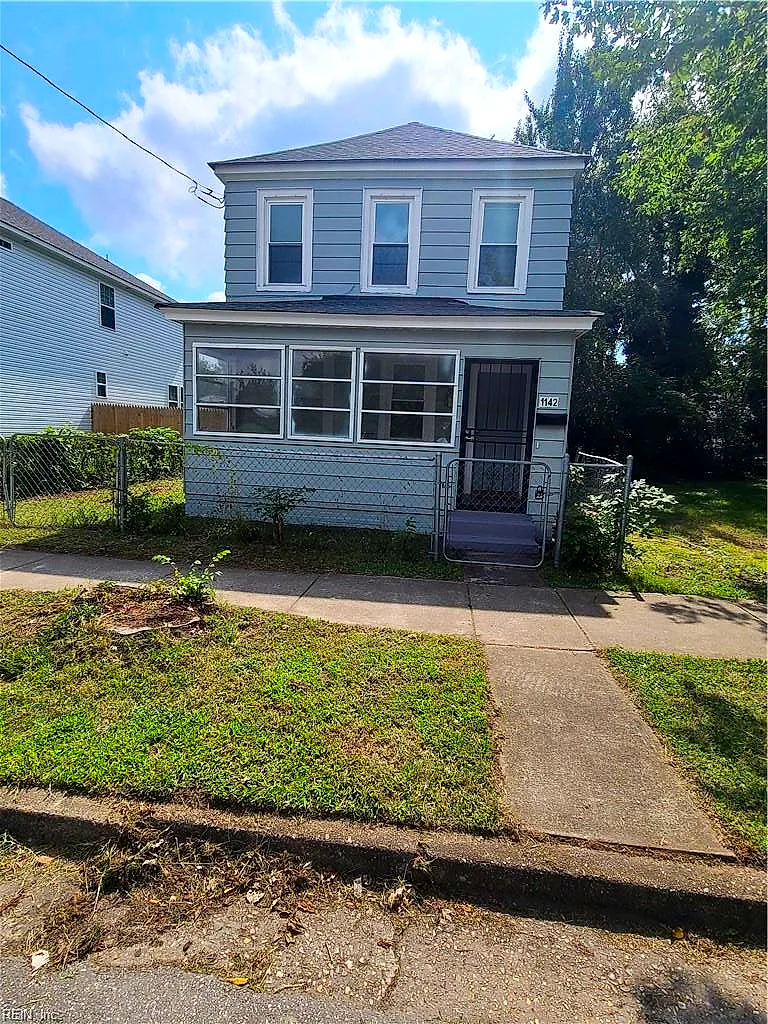 1142 34th St ST, NEWPORT NEWS VA 23607