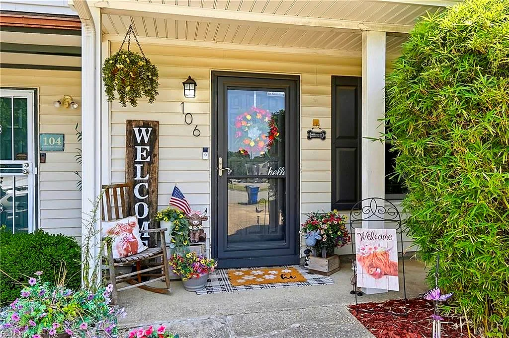 106 Greendale RD, VIRGINIA BEACH VA 23452