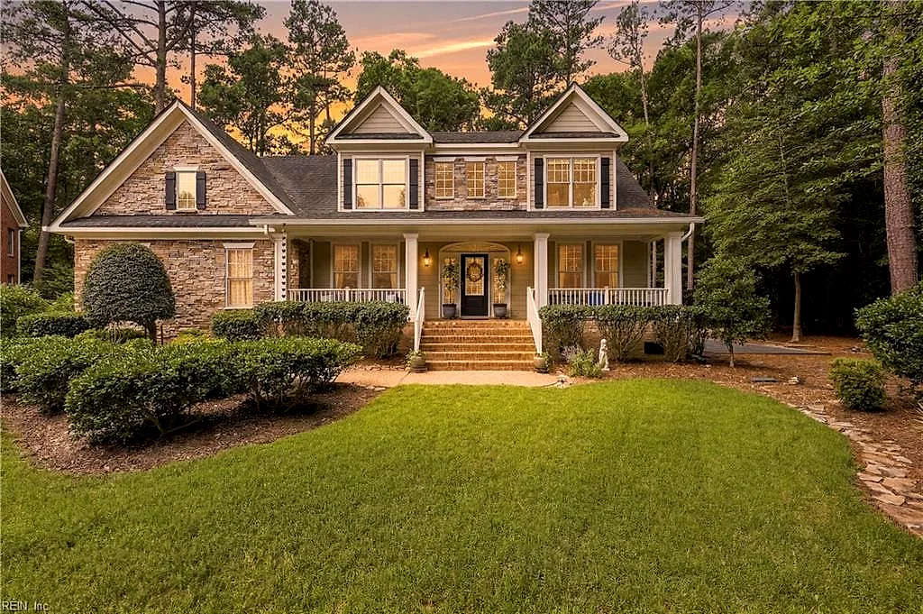 101 Adams CT, CARROLLTON VA 23314
