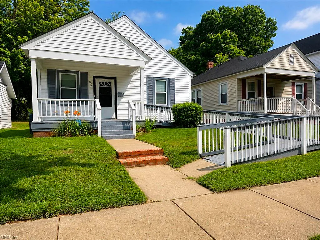37 Sycamore Ave, Newport News — photo
