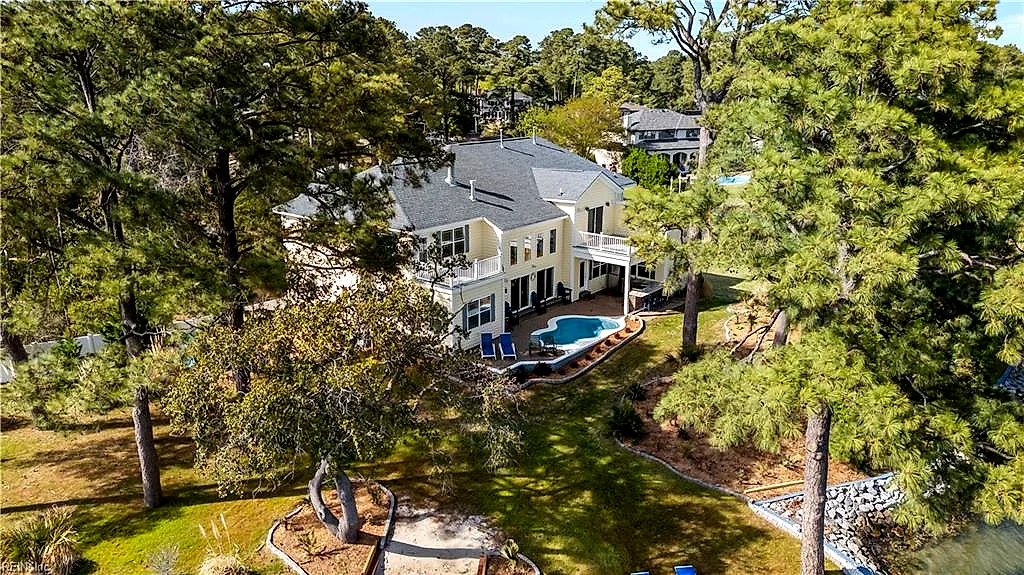 2000 English Cedar Cir, Virginia Beach — photo