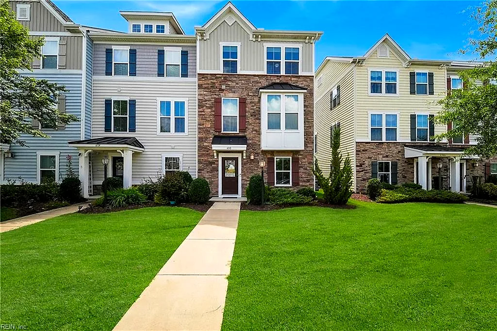 400 Spring Hill PL, SMITHFIELD VA 23430