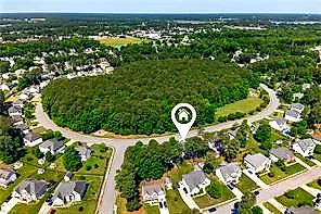 304 Wellington CIR, SMITHFIELD VA 23430