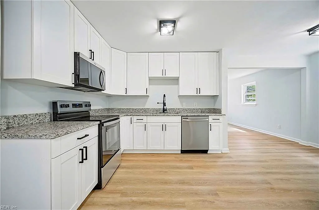 2052 Atwater Cir NONE, NORFOLK VA 23509