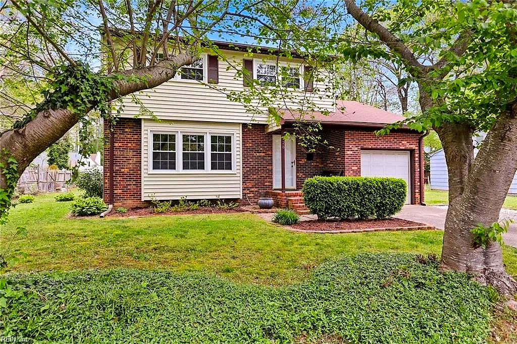 128 Gwynn CIR, NEWPORT NEWS VA 23602