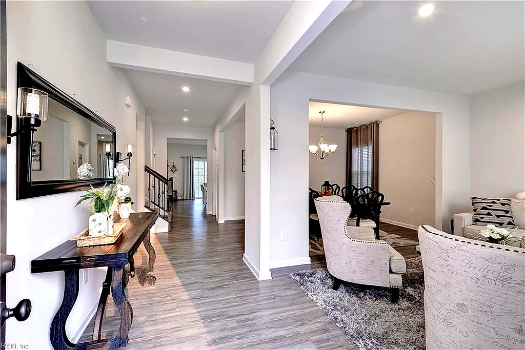 168 Boxwood Ln, Smithfield — photo