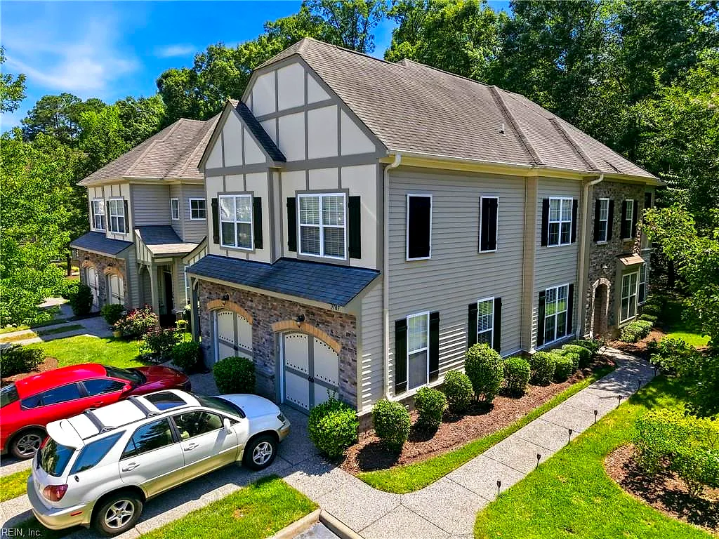 2707 James River TRL, CARROLLTON VA 23314