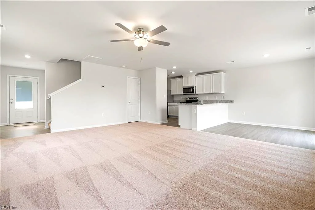 7930 Honeybee Ct, Prince George — photo