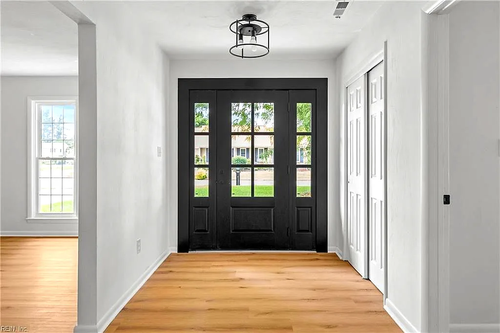 5300 Kempsville Ct, Virginia Beach — photo
