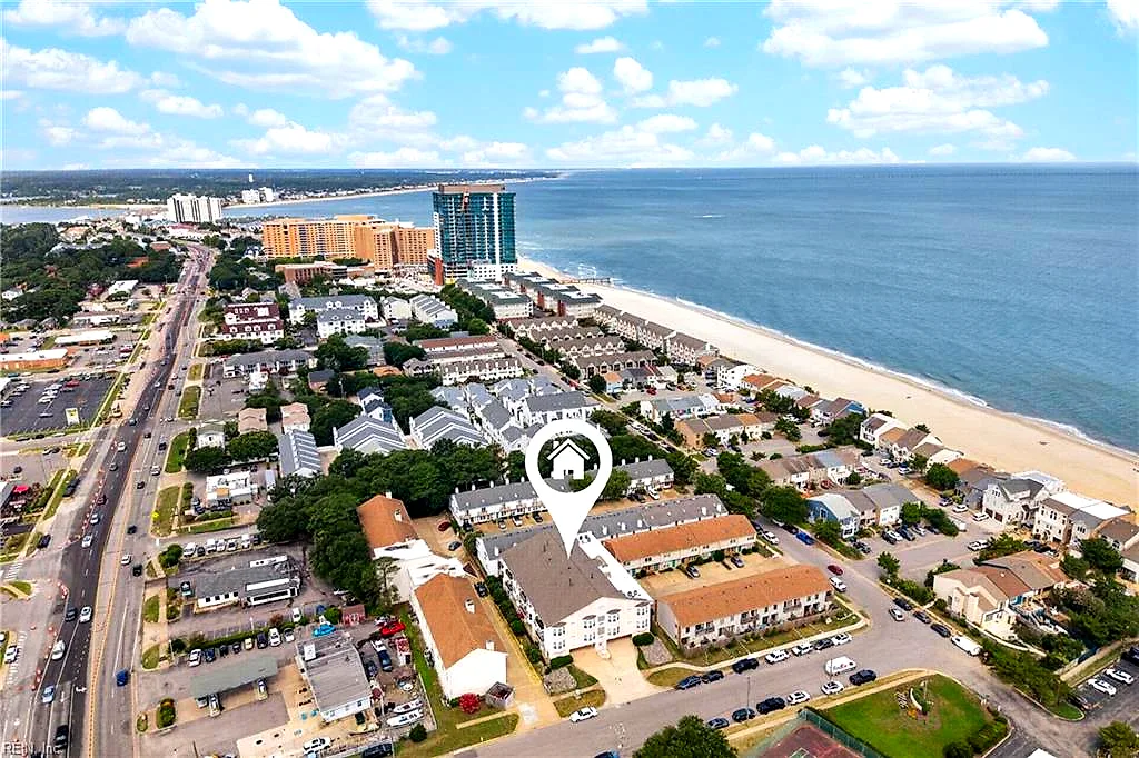 2325 W Great Neck RD #203, VIRGINIA BEACH VA 23451