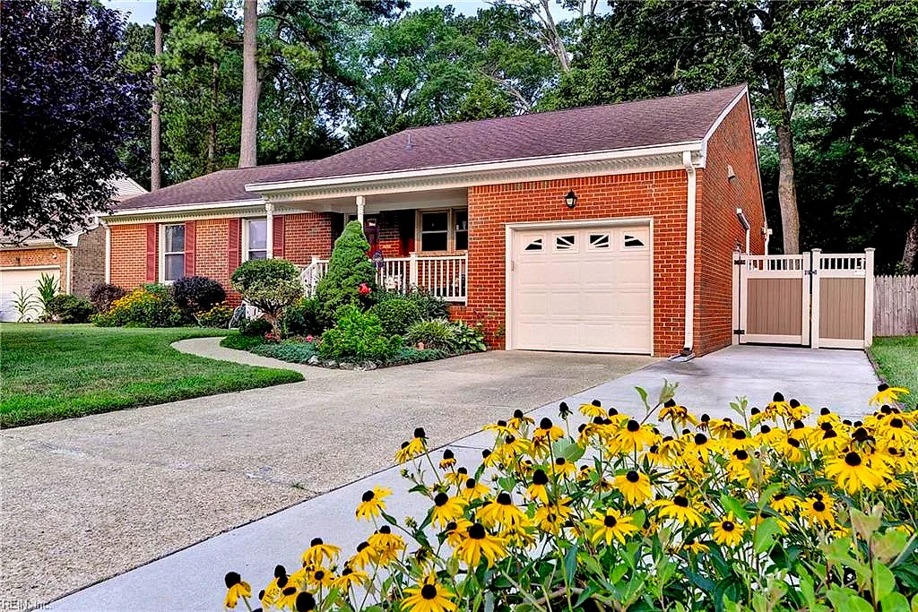 3 Bonney LN, HAMPTON VA 23669