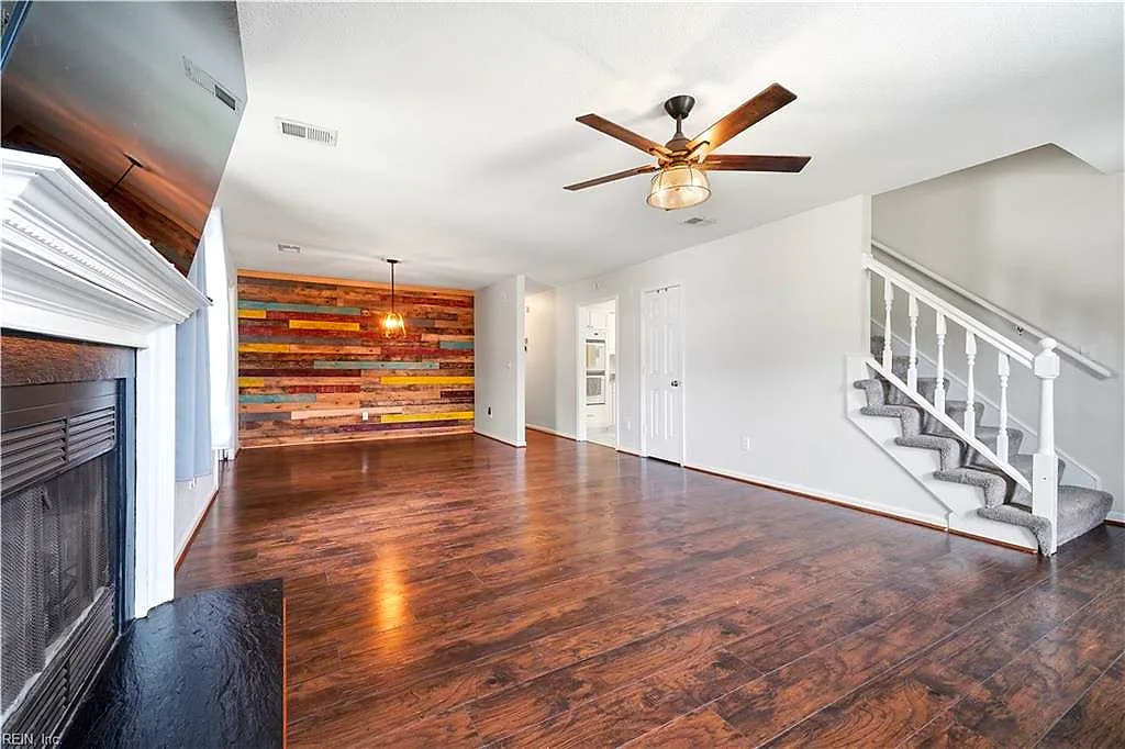 1824 Finsbury Ln, Virginia Beach — photo
