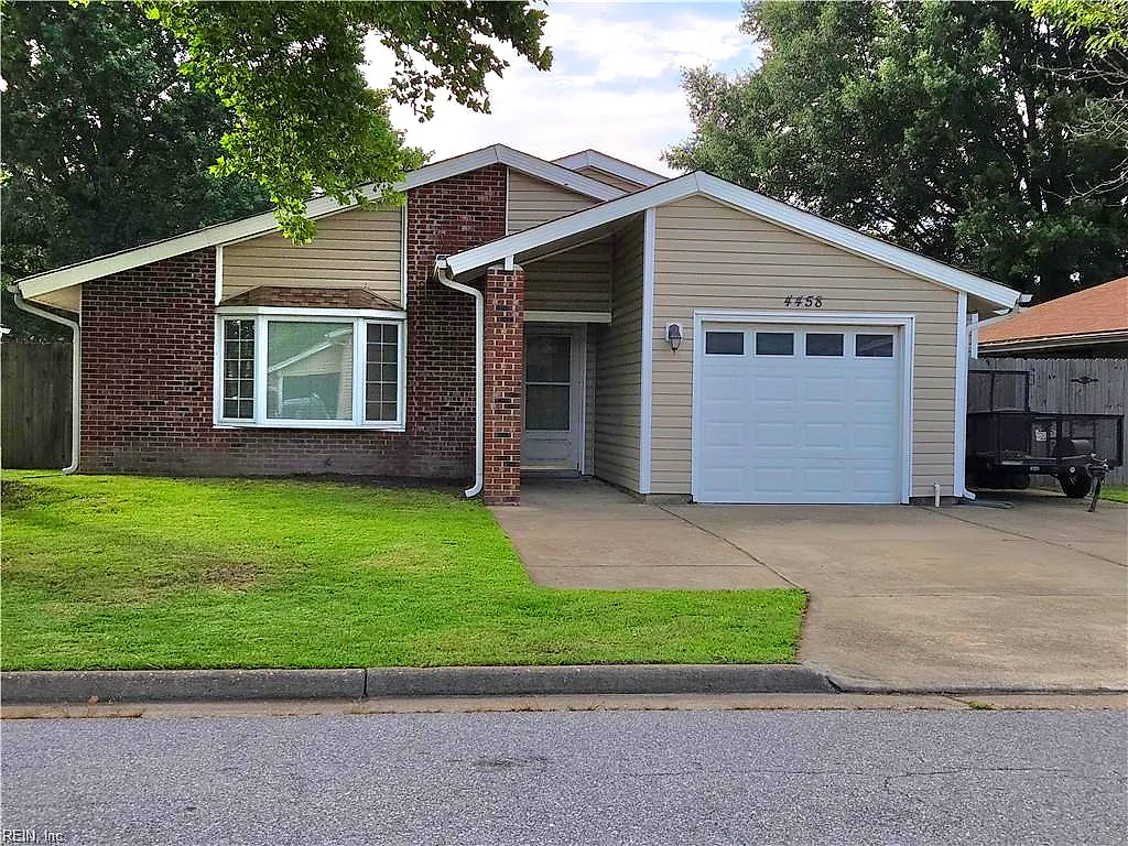 4458 Cherrywood LN, VIRGINIA BEACH VA 23453