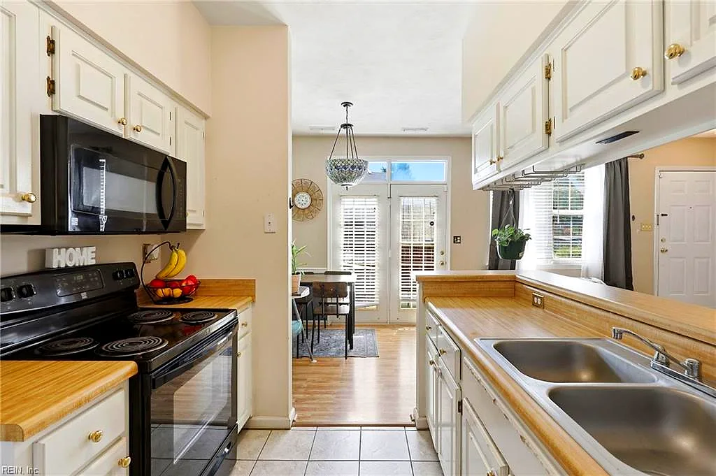 802 Primrose Ln, Chesapeake — photo