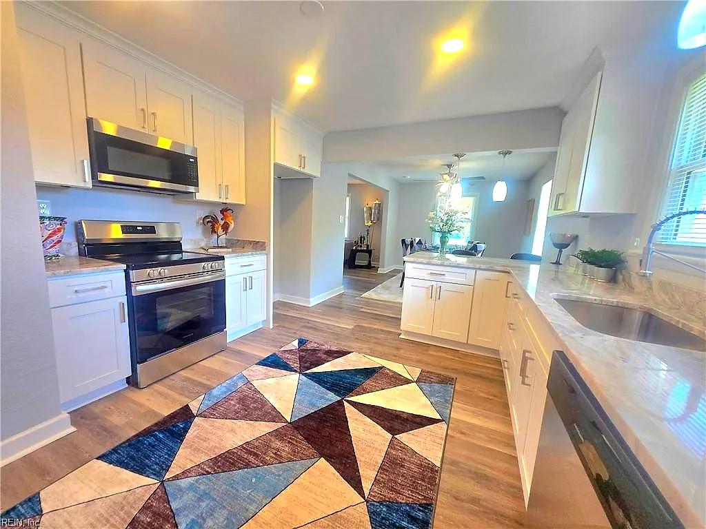 2833 Hollister Ave, Norfolk — photo