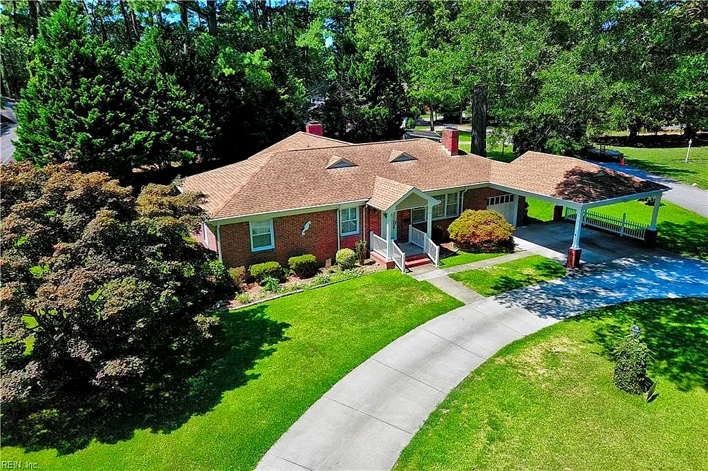 8575 Circle DR, NORFOLK VA 23503