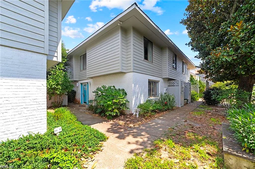 6907 Atlantic Ave #A, Virginia Beach — photo