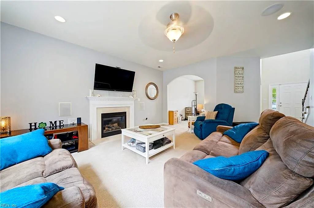 956 Elliott Rd, Virginia Beach — photo