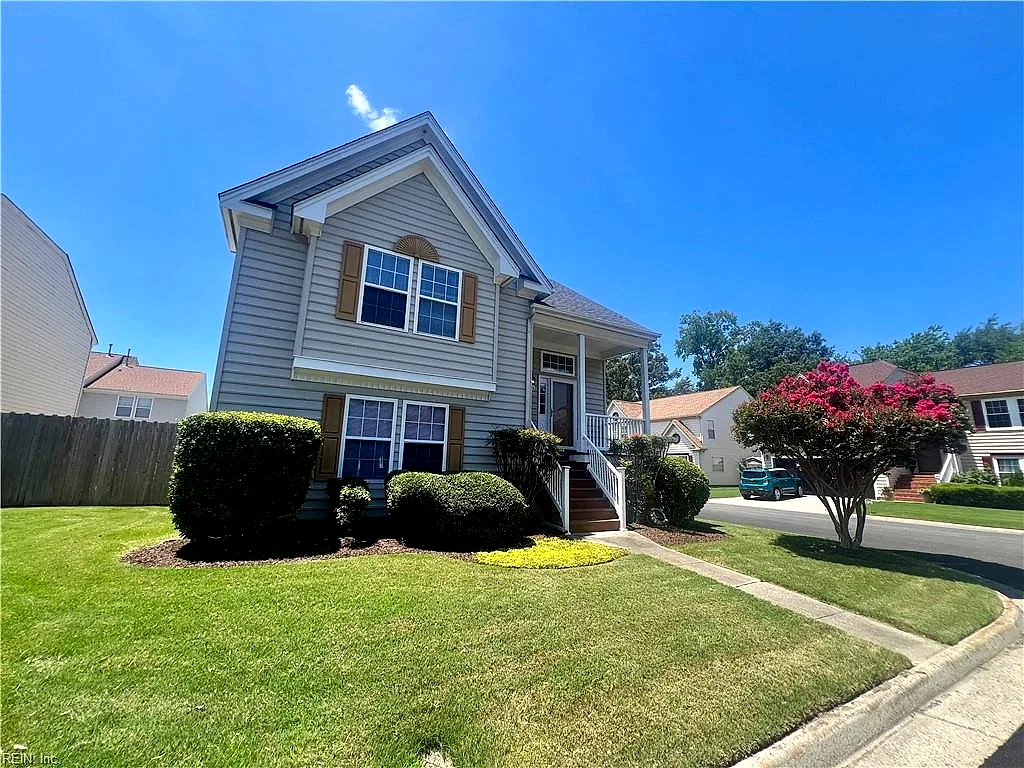 1236 Duke Of Suffolk, Chesapeake — photo