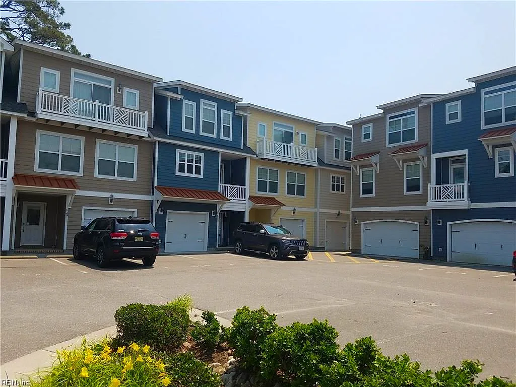 624 Foster Ln, Virginia Beach — photo
