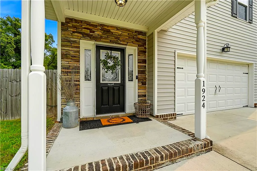 1924 Land Of Promise Rd, Chesapeake — photo