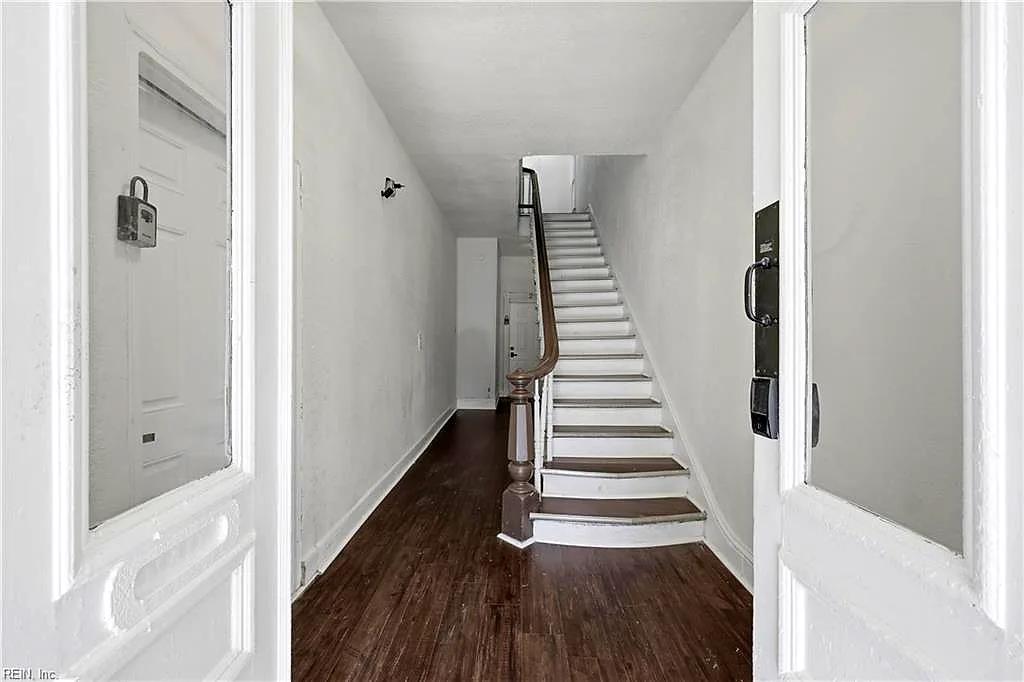 444 Dinwiddie St, Portsmouth — photo