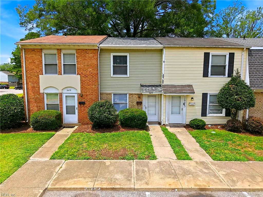 1677 Darren CIR, PORTSMOUTH VA 23701