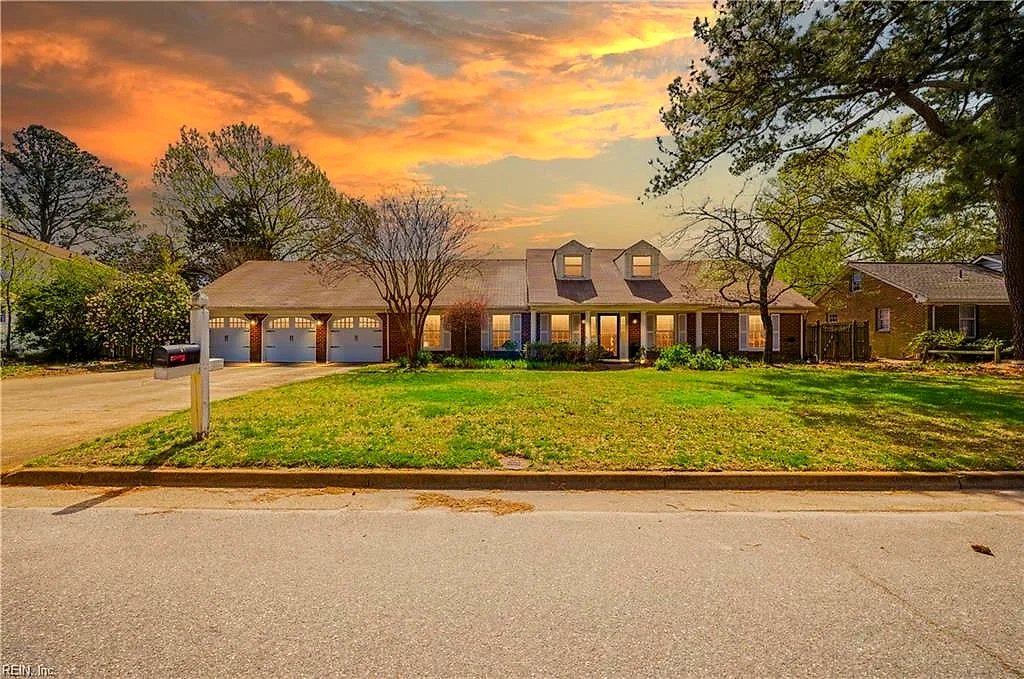 2605 Admiral DR, VIRGINIA BEACH VA 23451