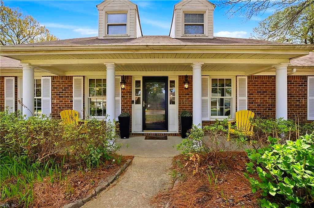 2605 Admiral Dr, Virginia Beach — photo