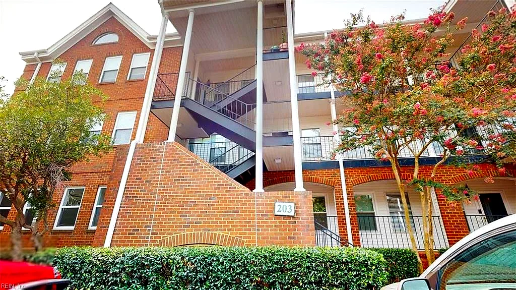 203 Westover AVE #101, NORFOLK VA 23507