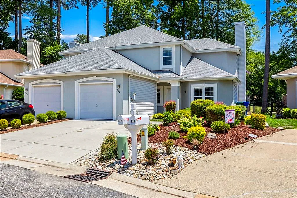 812 E Willow Point Pl, Newport News — photo
