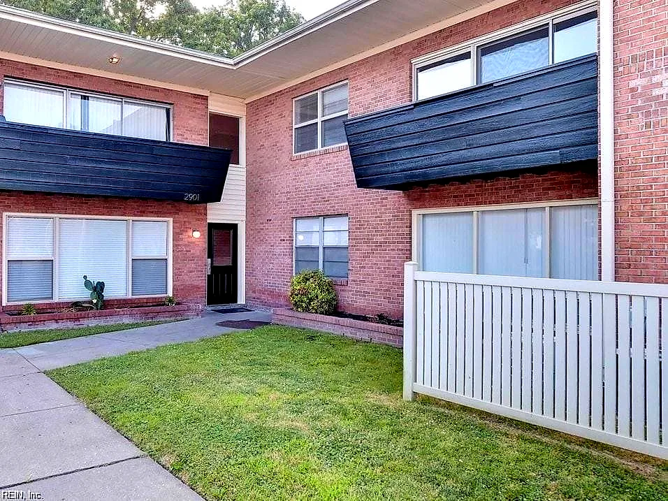 2901 W Mercury Blvd #7, Hampton — photo