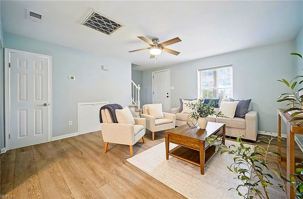 1056 Still Harbor Cir, Chesapeake — photo