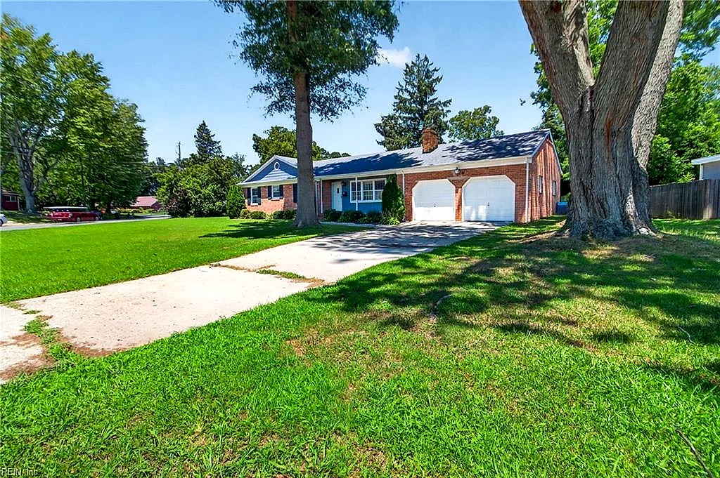 35 Shore Park Dr, Newport News — photo