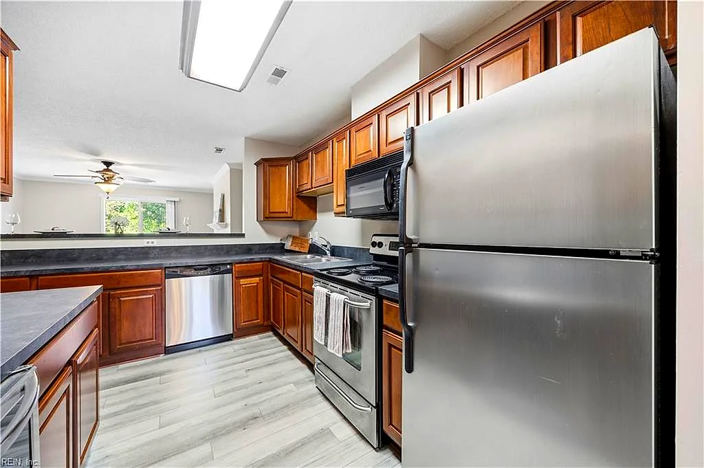 207 Westover Ave #202, Norfolk — photo